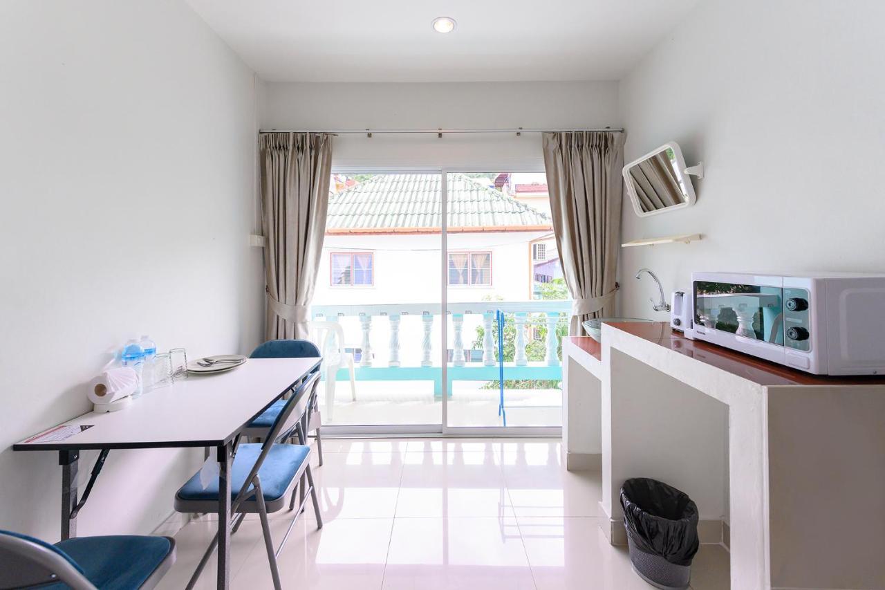 The Villa Residences Resort Patong Екстериор снимка